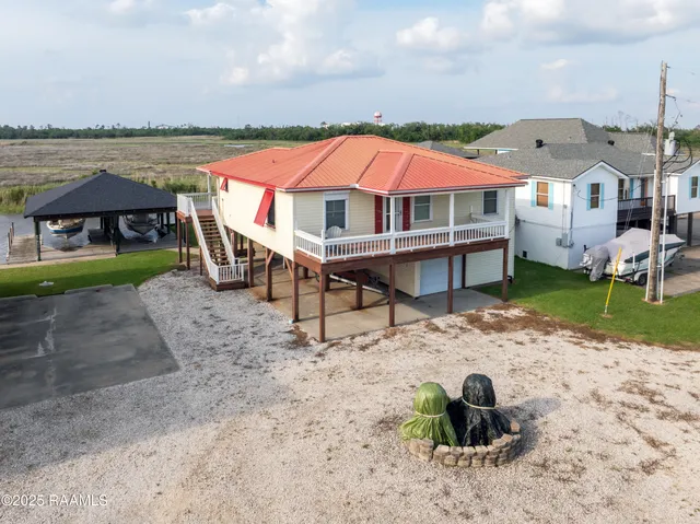 $385,000 | 4998 Airhart Road, Unit A, Lake Charles, LA 70605