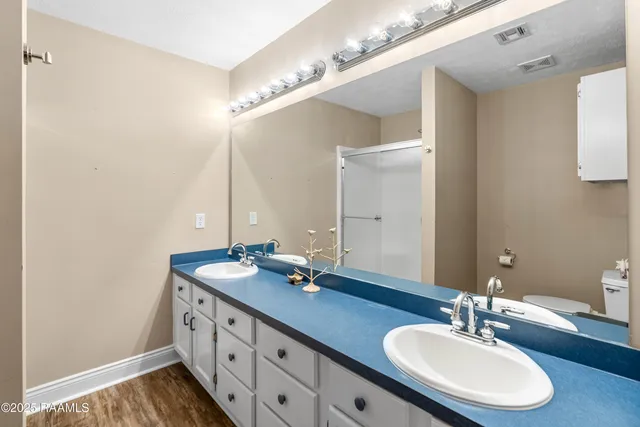 $385,000 | 4998 Airhart Road, Unit A, Lake Charles, LA 70605