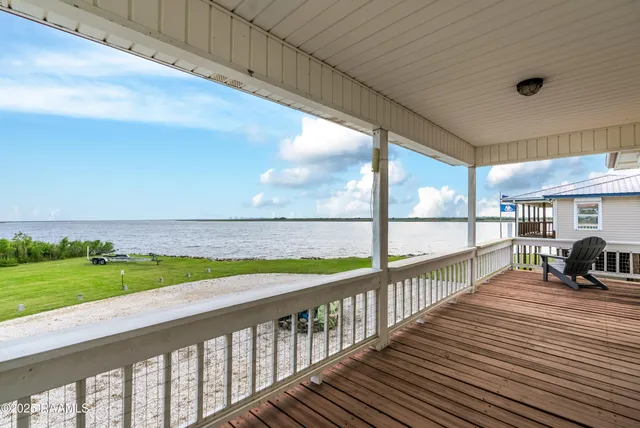 $385,000 | 4998 Airhart Road, Unit A, Lake Charles, LA 70605