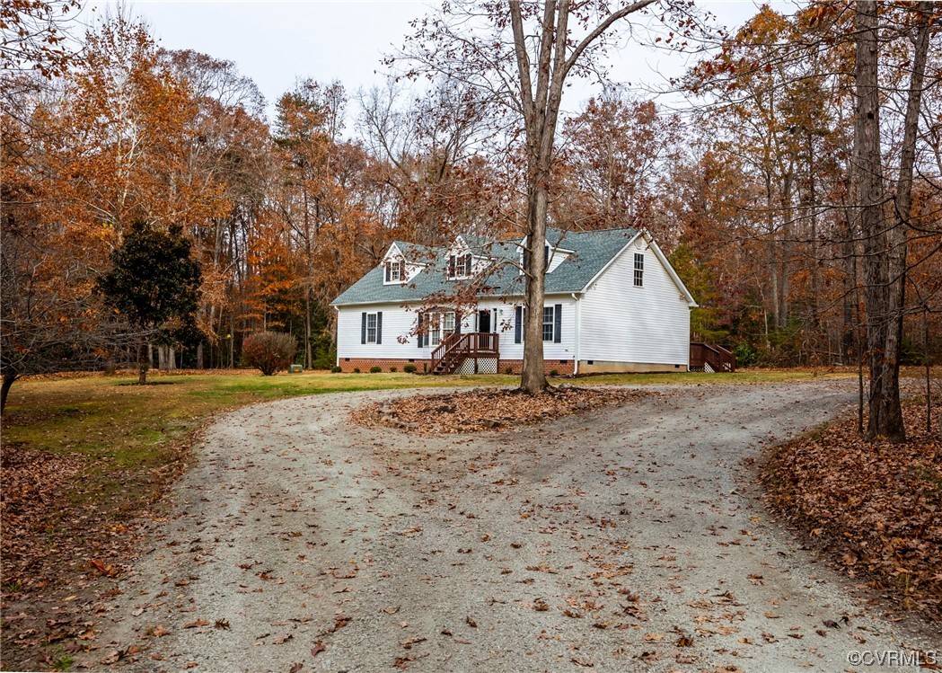 2496 Three Bridge Road Powhatan, VA 23139 - Photo 7 of 49 Gallery Image 7