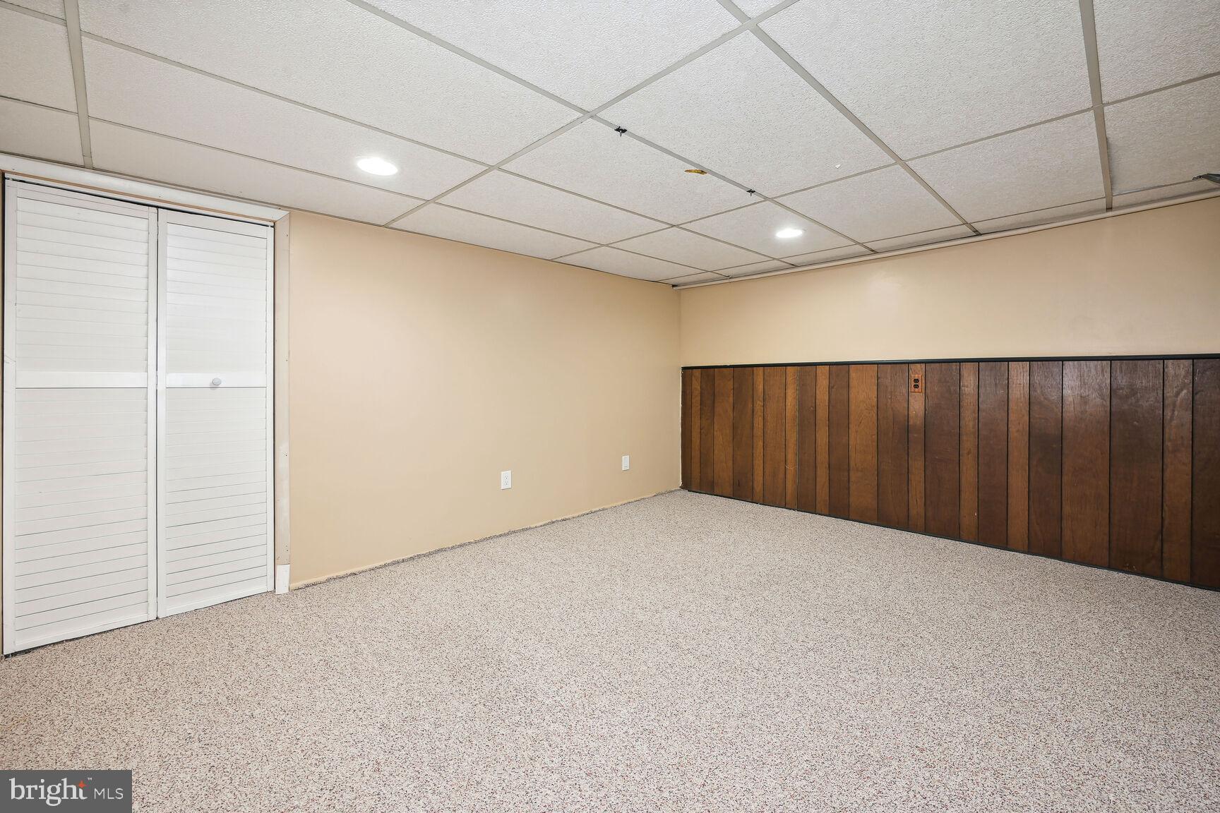 239 Gibbsboro Road Clementon, NJ 08021 - Photo 20 of 25 Room #1 w/closet in Bsmt