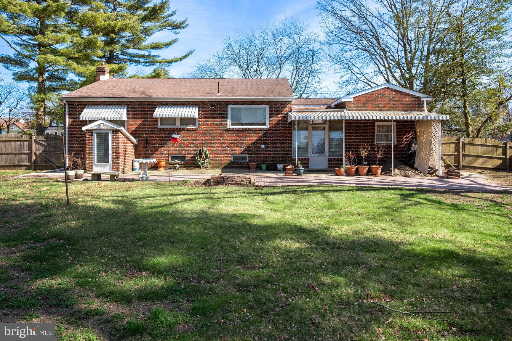 239 Gibbsboro Road Clementon, NJ 08021 - Photo 24 of 25 Great yard for relaxing, entertaining