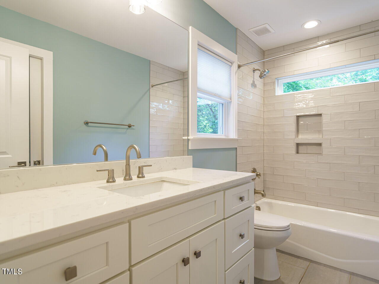 611 Frank Street Raleigh, NC 27604 - Photo 18 of 30 020-1280x960-photo