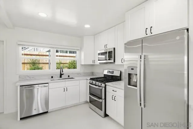 $6,200 | 1852 Chalcedony Street, San Diego, CA 92109