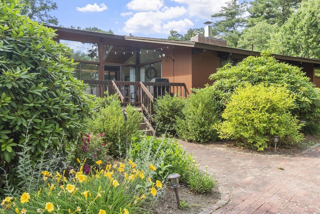64 Woodside Road Harvard, MA 01451 - Photo 27 of 31
