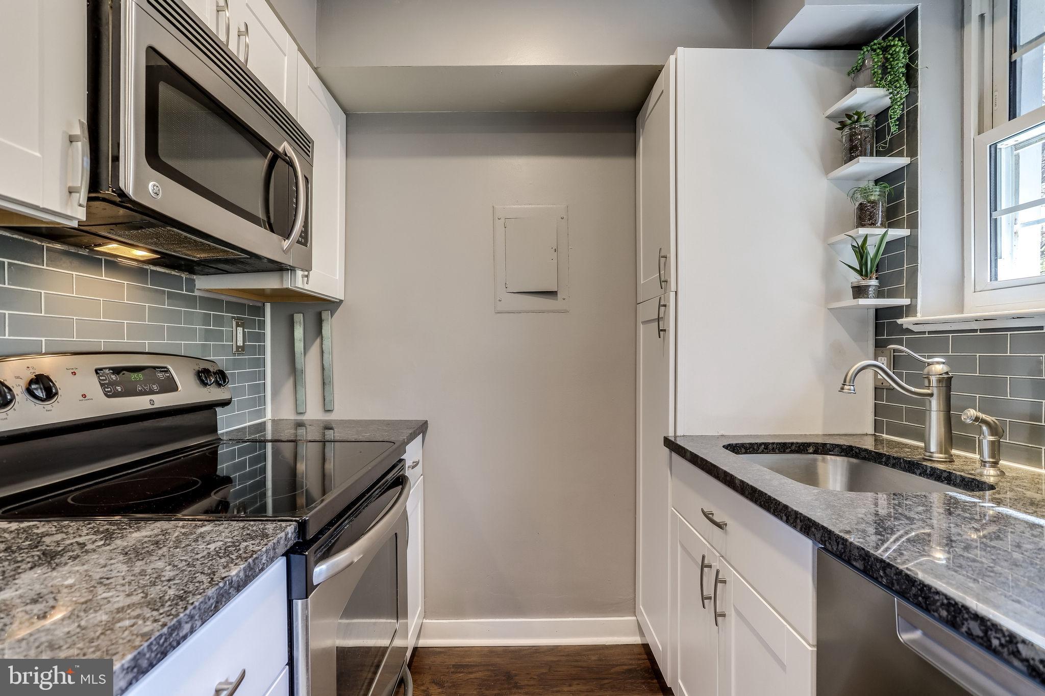 4648 28th Road South, Unit C Arlington, VA 22206 - Photo 14 of 44 2 large pantries