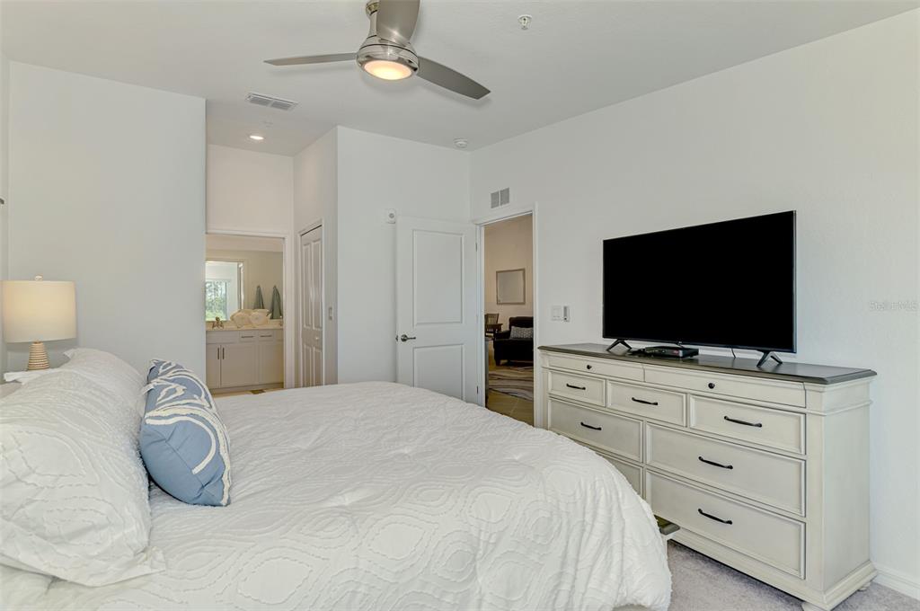 12470 Wellen Golf Street, Unit 207 Venice, FL 34293 - Photo 22 of 35