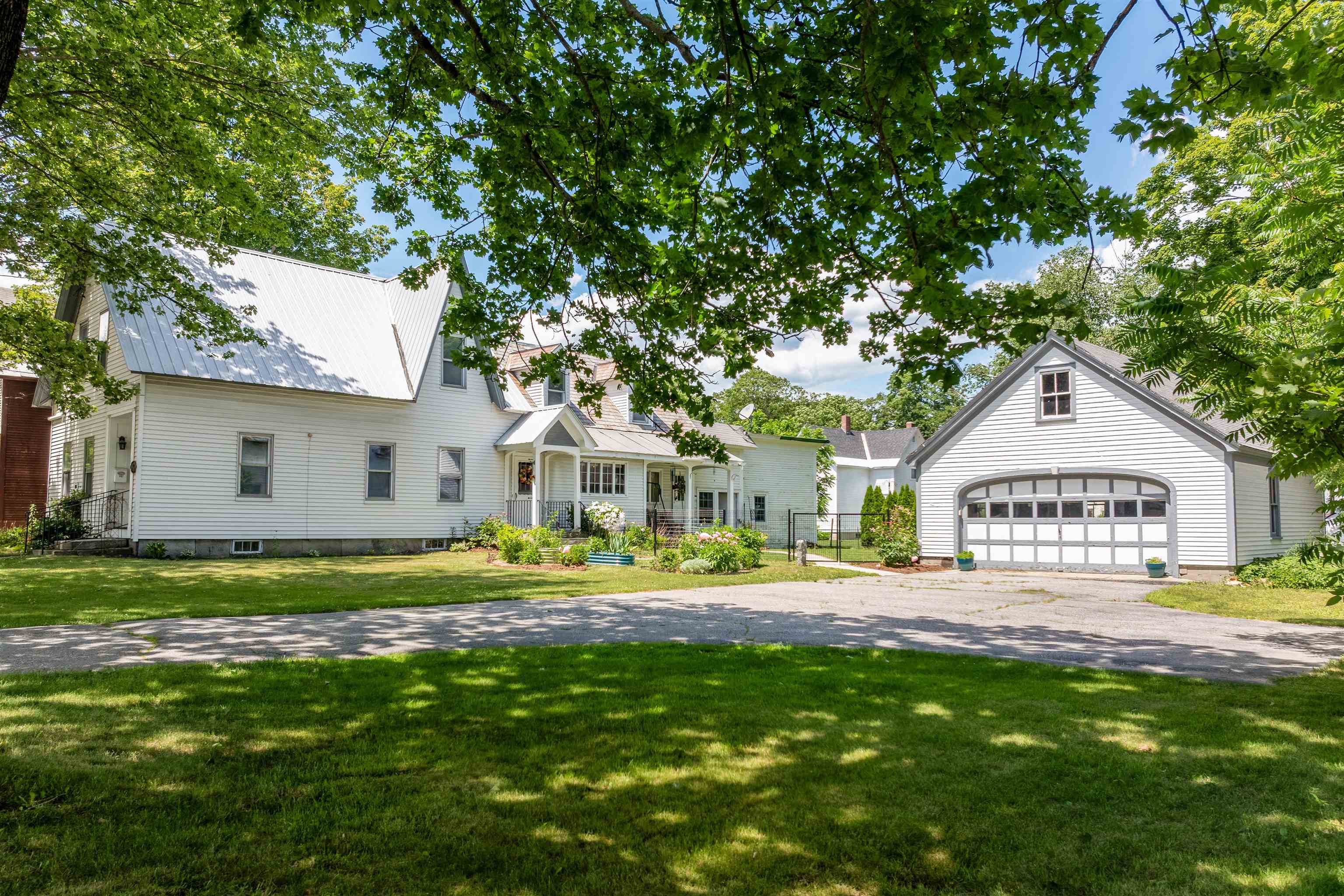 147 Park Street Springfield, VT 05156 - Photo 2 of 43