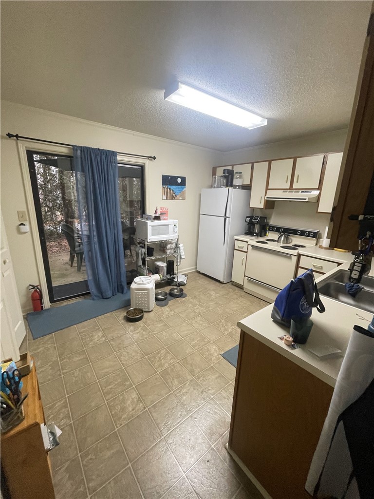103 Calhoun Street, Unit 13 Clemson, SC 29631 - Photo 3 of 9