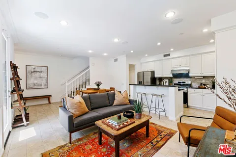 $819,000 | 1572 Silver Shadow Drive, Newbury Park, CA 91320