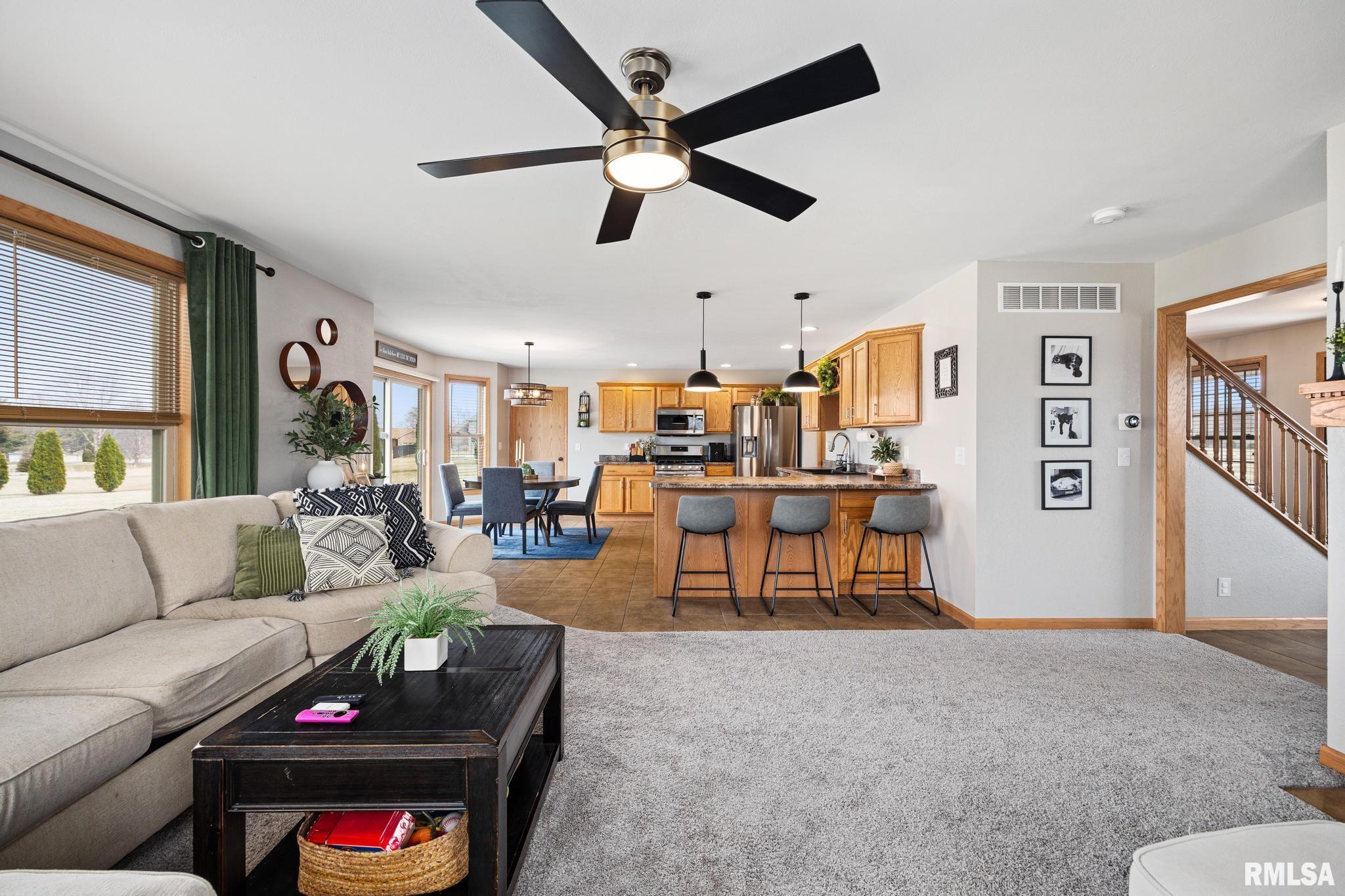 200 Pinehurst Lane Washington, IL 61571 - Photo 13 of 42