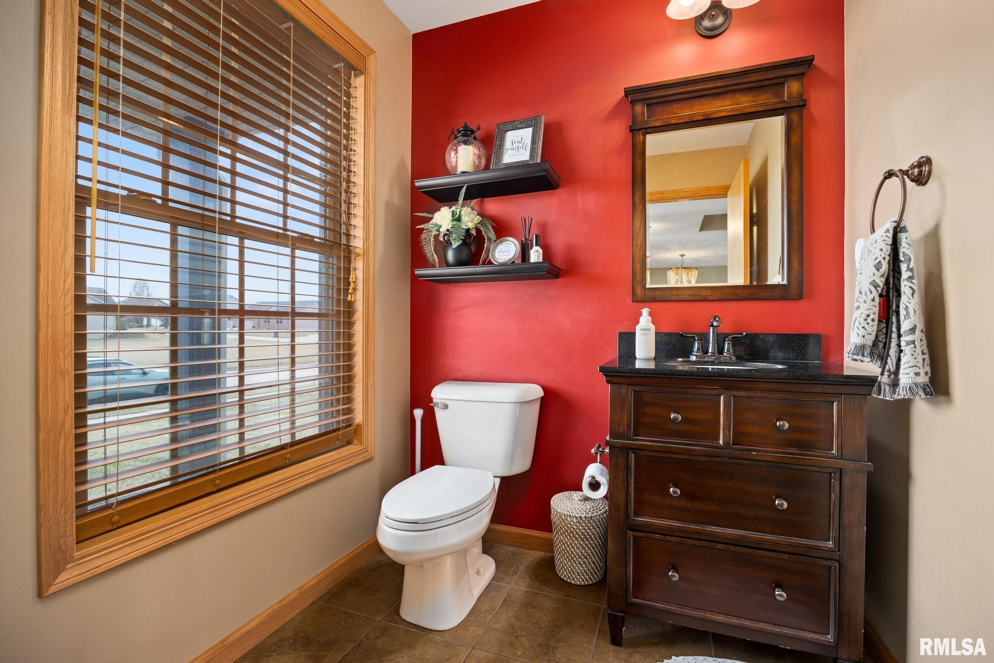 200 Pinehurst Lane Washington, IL 61571 - Photo 10 of 42