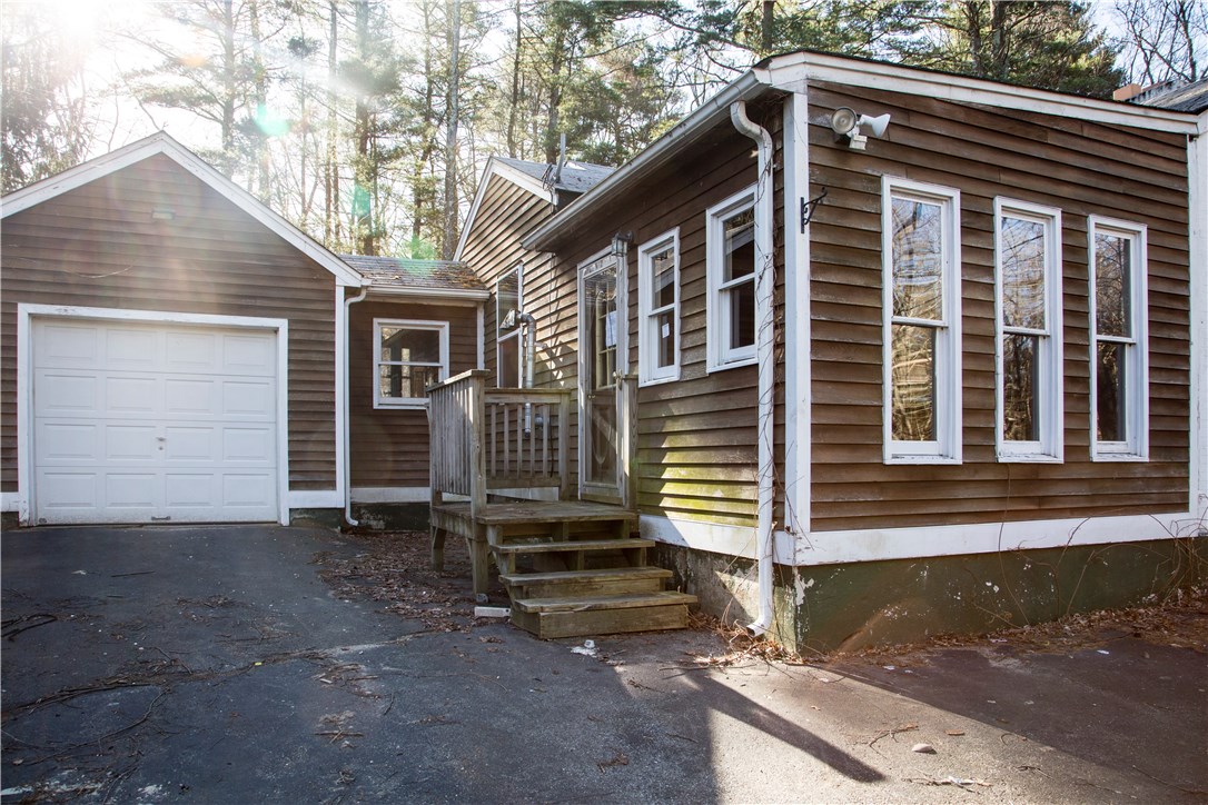182 Chopmist Hill Road Glocester, RI 02814 - Photo 13 of 15 Gallery Image 13
