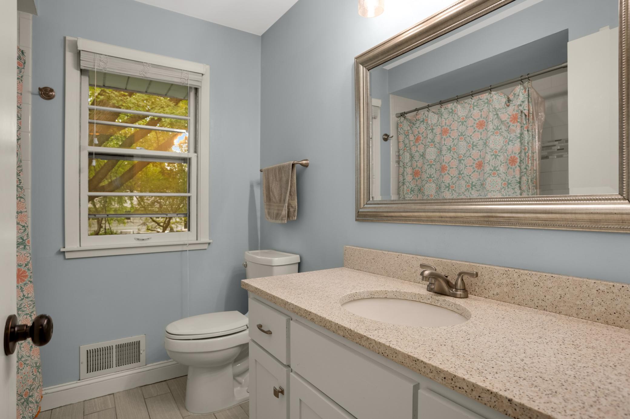 2482 Pascal Street Roseville, MN 55113 - Photo 24 of 48 Gallery Image 24