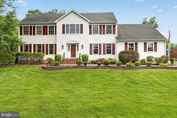 $1,100,000 | 1 Walking Purchase Drive, Pennington, NJ 08534