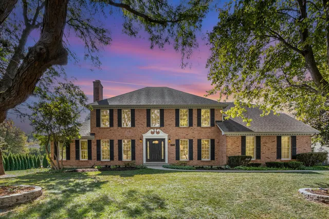 $1,199,900 | 25W313 Mayflower Avenue, Naperville, IL 60540