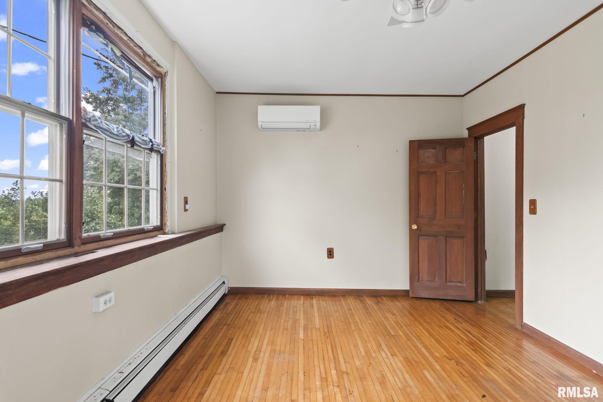 24539 Indian Point Avenue Athens, IL 62613 - Photo 25 of 62 Gallery Image 25