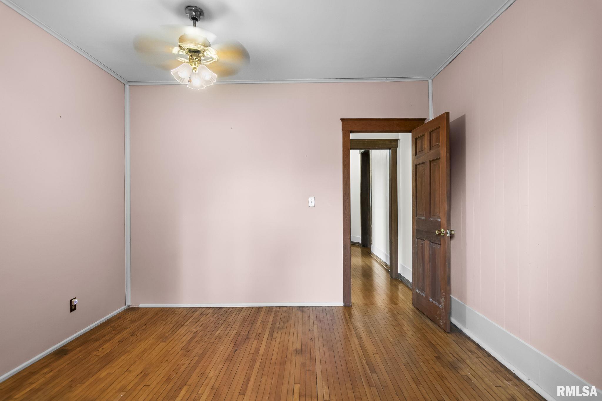 24539 Indian Point Avenue Athens, IL 62613 - Photo 29 of 62 Gallery Image 29