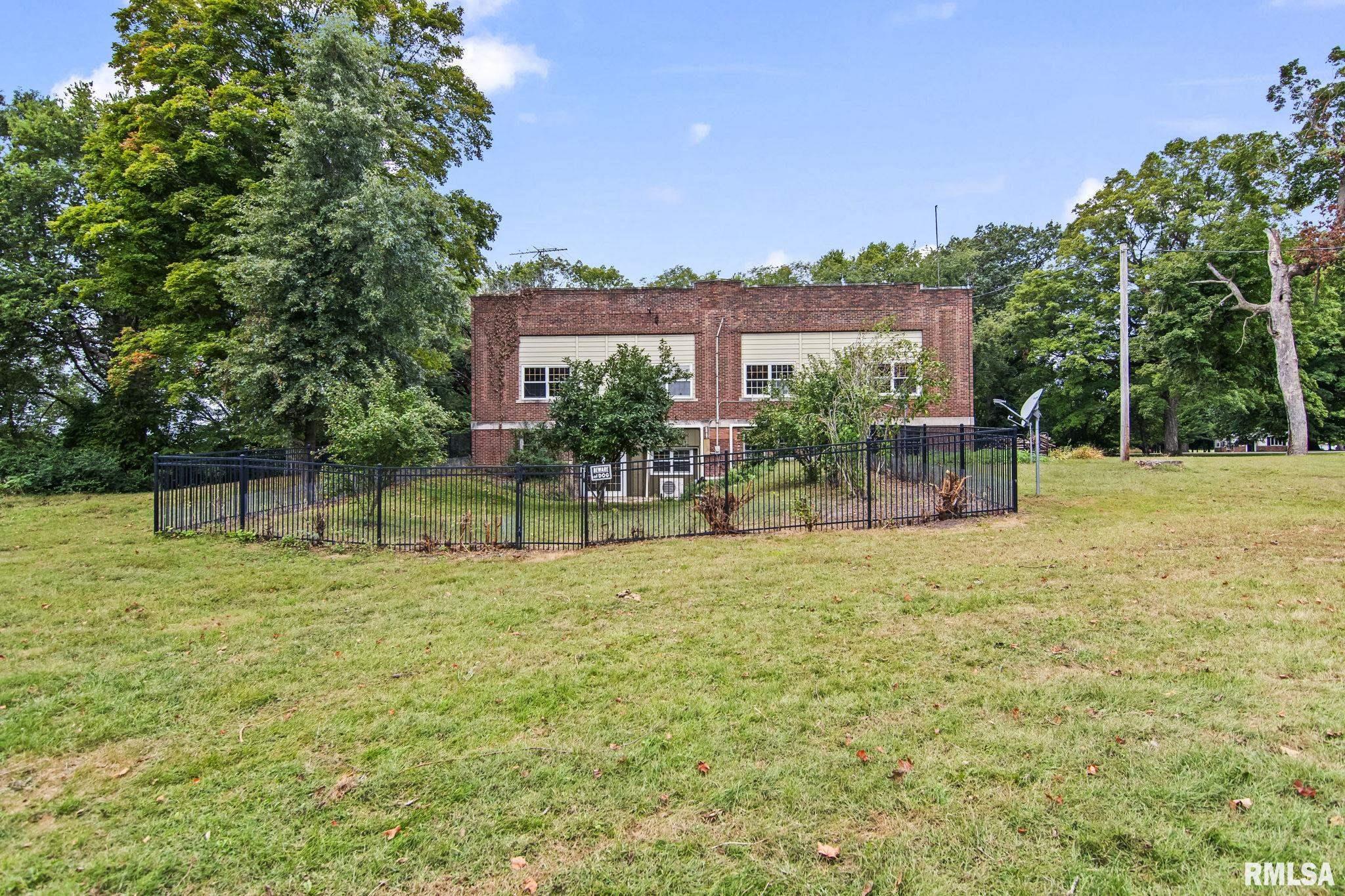 24539 Indian Point Avenue Athens, IL 62613 - Photo 43 of 62 Gallery Image 43