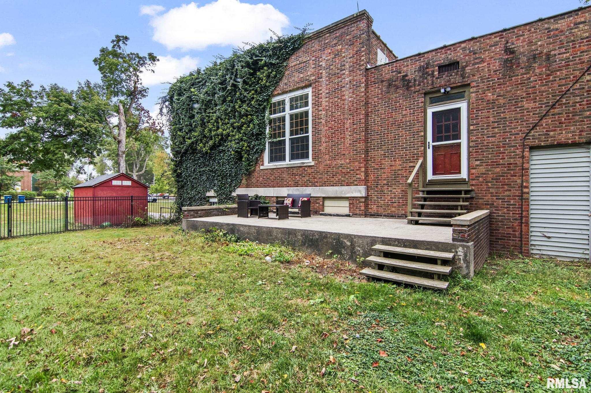 24539 Indian Point Avenue Athens, IL 62613 - Photo 48 of 62 Gallery Image 48