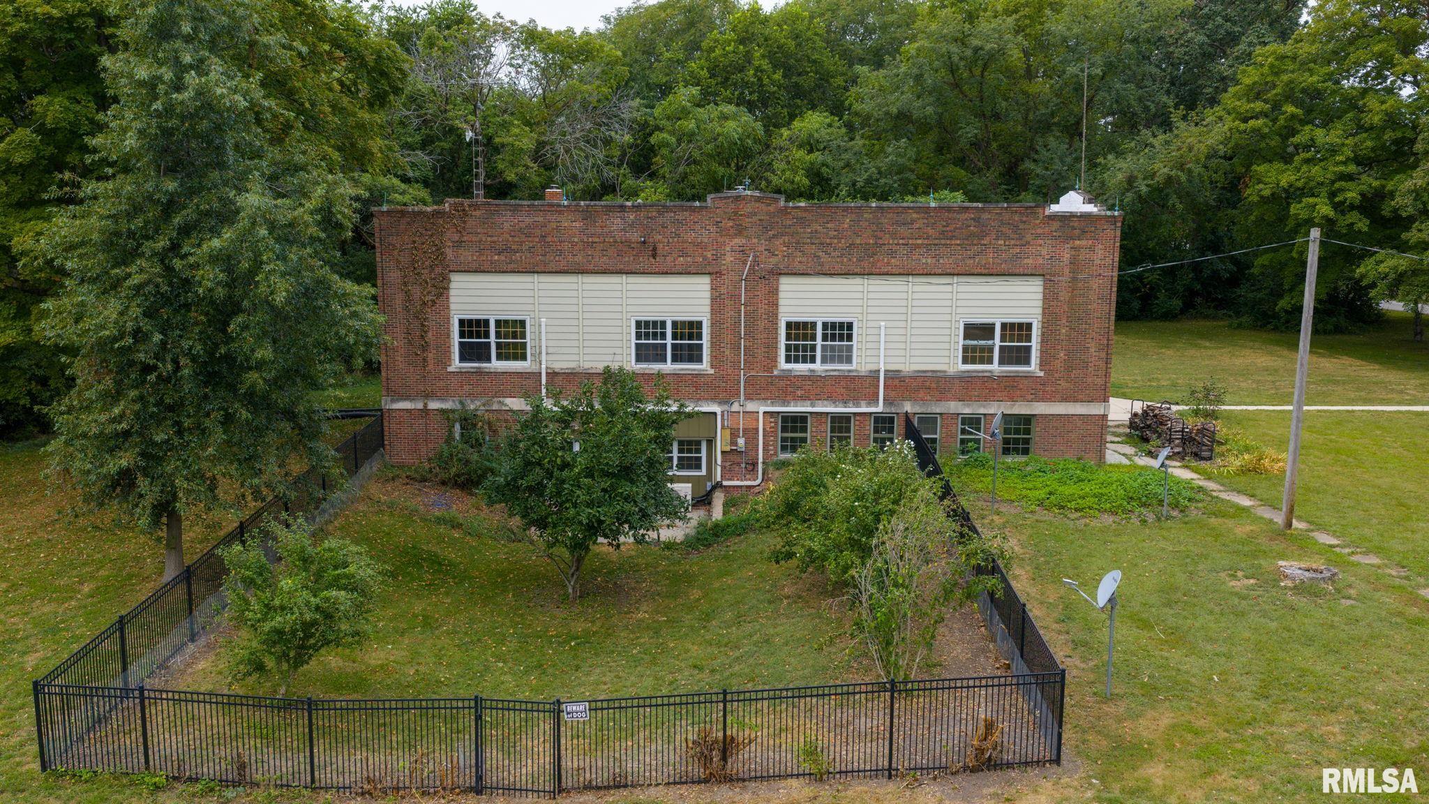 24539 Indian Point Avenue Athens, IL 62613 - Photo 55 of 62 Gallery Image 55