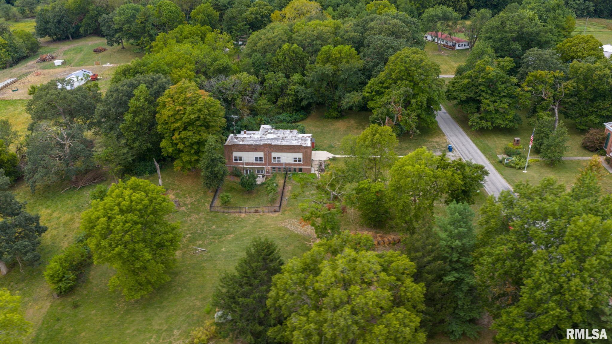 24539 Indian Point Avenue Athens, IL 62613 - Photo 58 of 62 Gallery Image 58