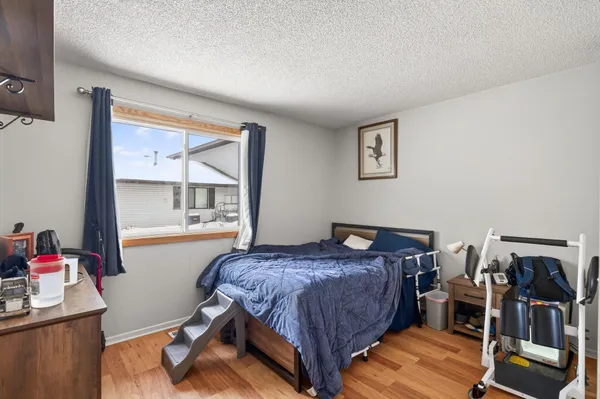 $149,900 | 6530 83rd Court North, Brooklyn Park, MN 55445