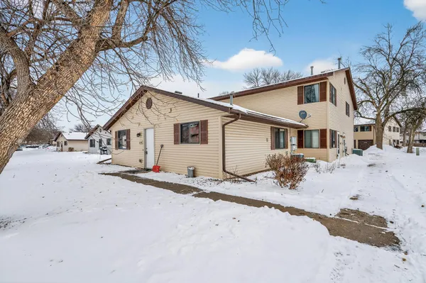 $149,900 | 6530 83rd Court North, Brooklyn Park, MN 55445