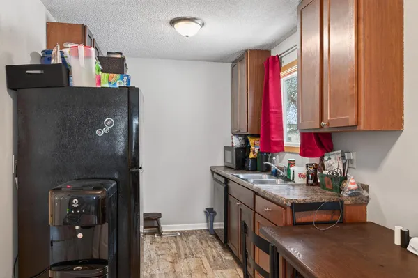 $149,900 | 6530 83rd Court North, Brooklyn Park, MN 55445