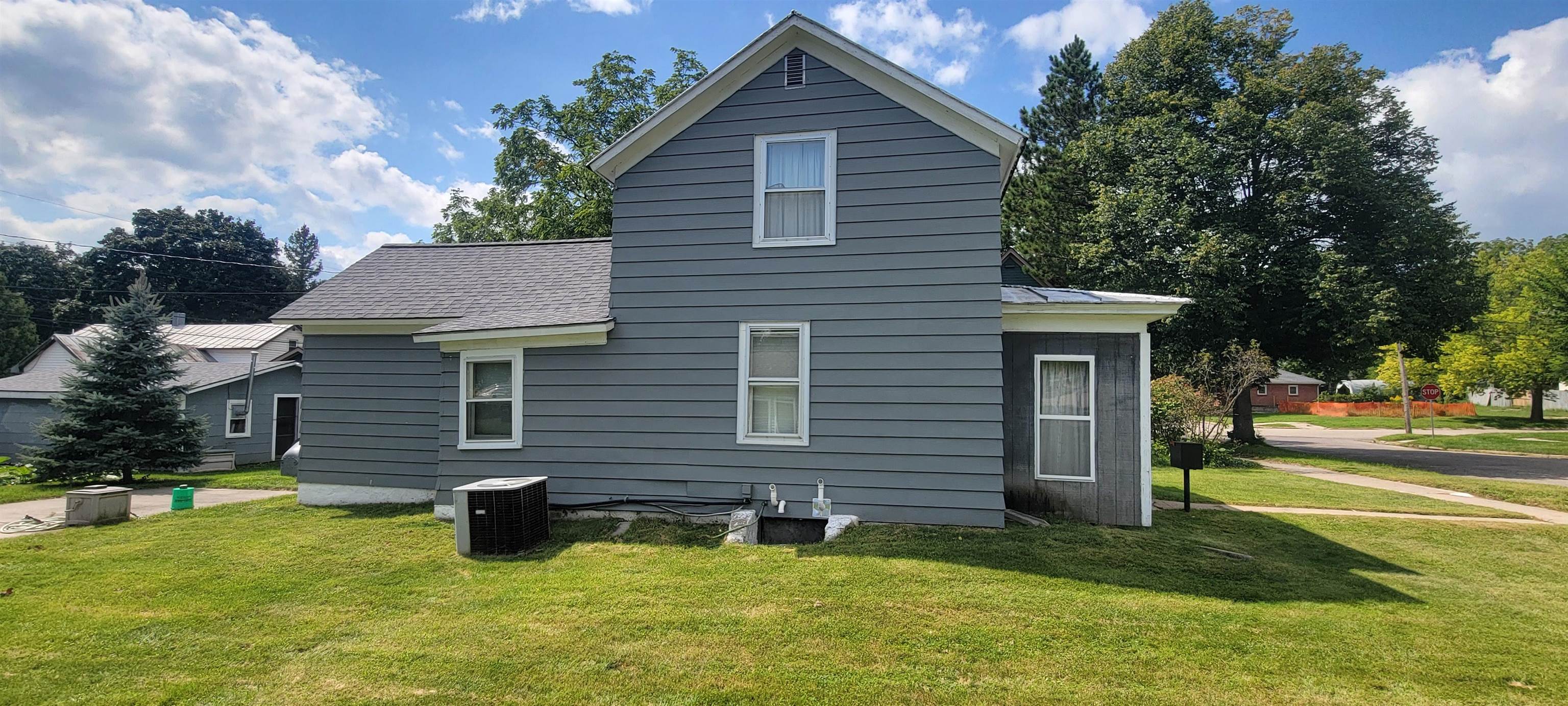 633 5th Baraboo, WI 53913 - Photo 5 of 27 Gallery Image 5