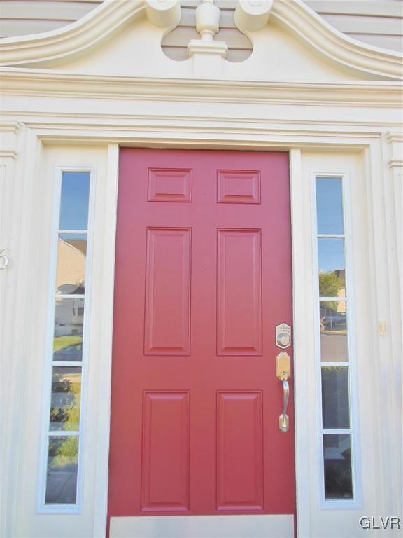 6 Lower Way Road Easton, PA 18045 - Photo 3 of 31 Gallery Image 3