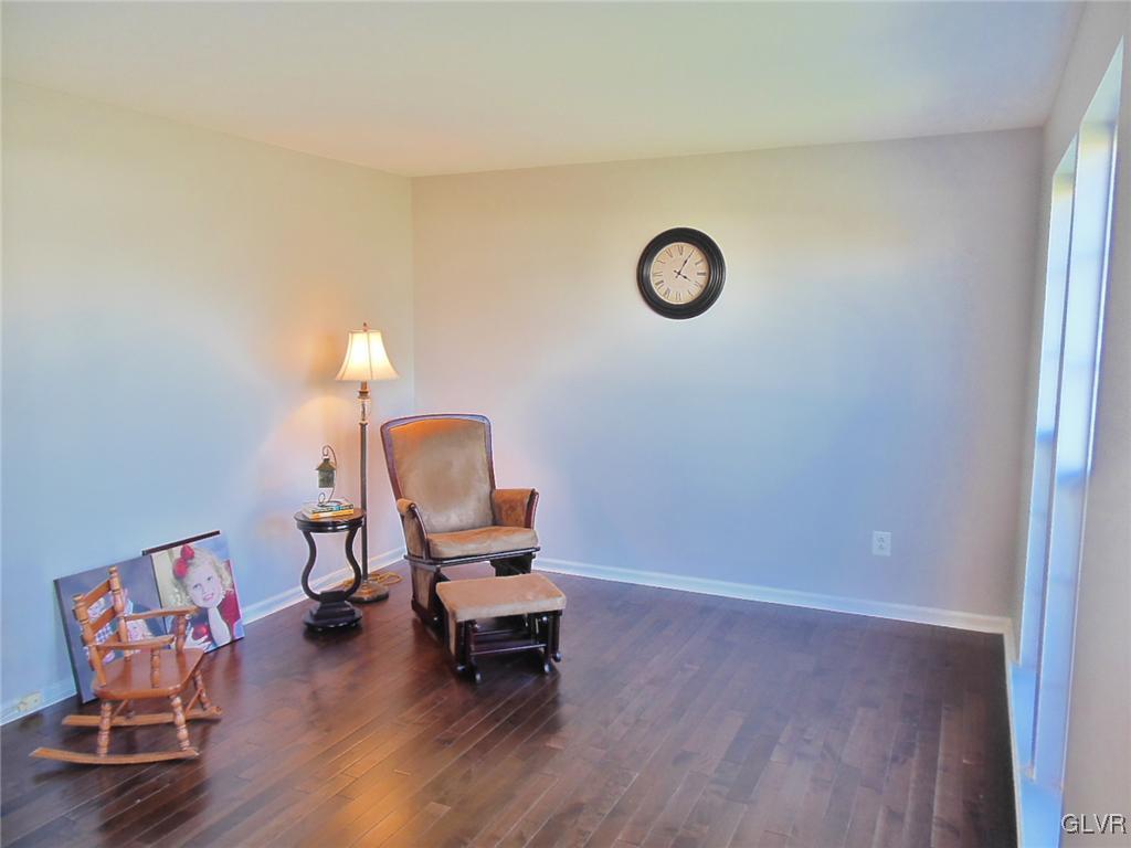 6 Lower Way Road Easton, PA 18045 - Photo 5 of 31 Gallery Image 5