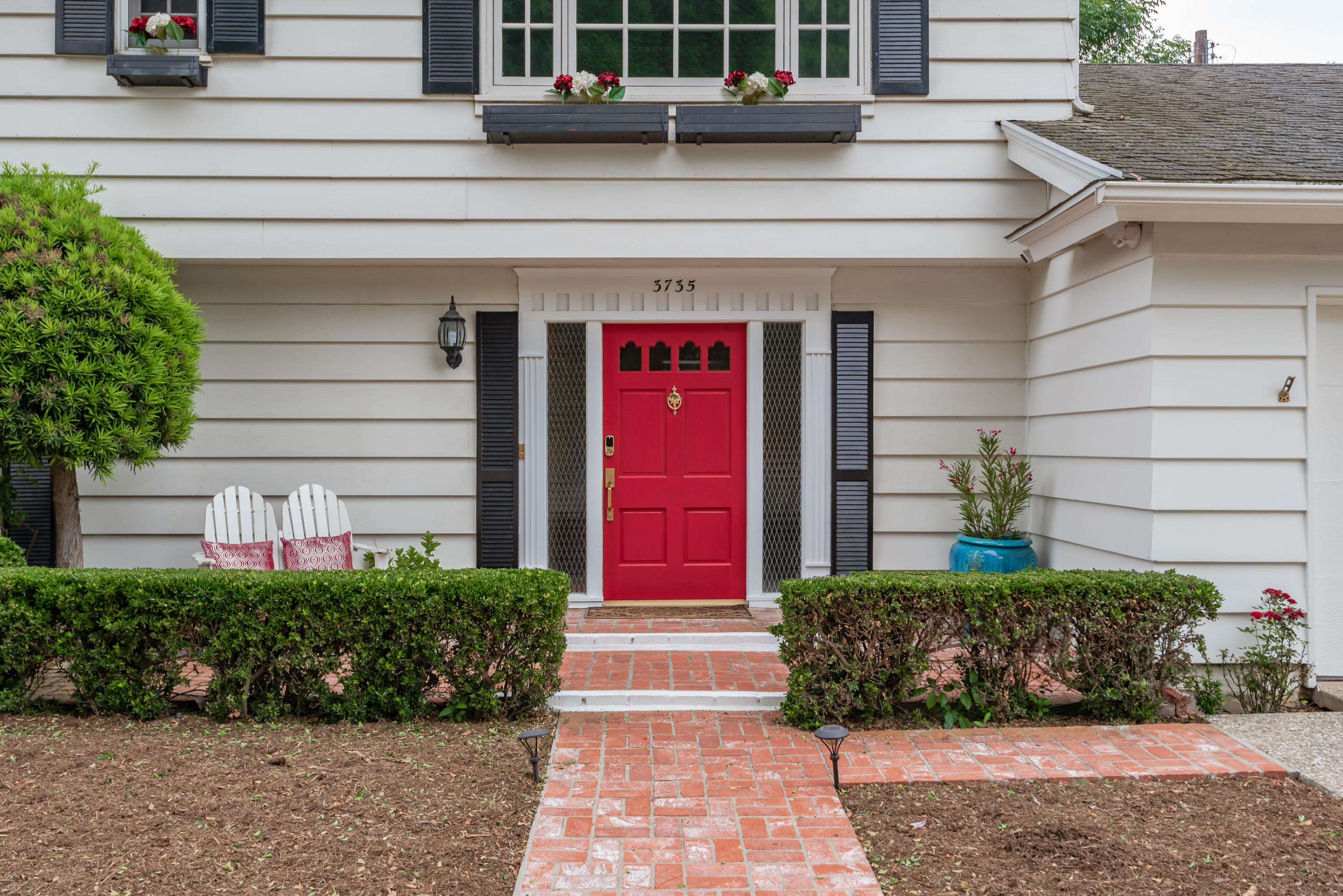 3735 Foothill Road Santa Barbara, CA 93105 - Photo 4 of 23 Front Entrance