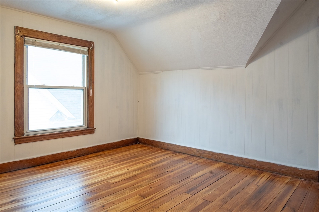 181-183 Northampton Avenue Springfield, MA 01109 - Photo 35 of 40