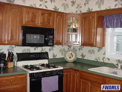 5706 Flatrock Road Hoagland, IN 46745 - Photo 3 of 10