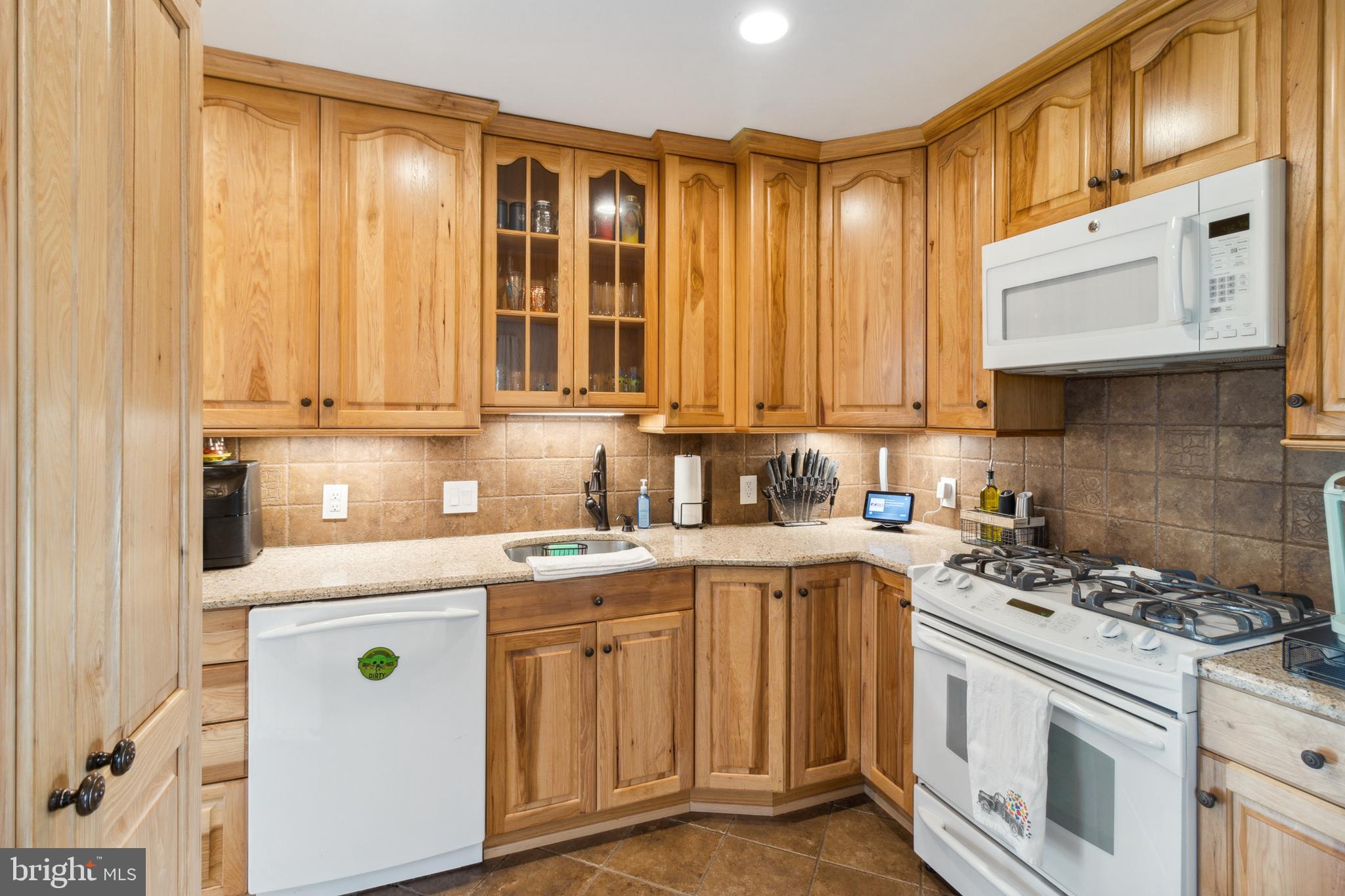 6306 South Orchard Road Linthicum, MD 21090 - Photo 8 of 28 Gallery Image 8