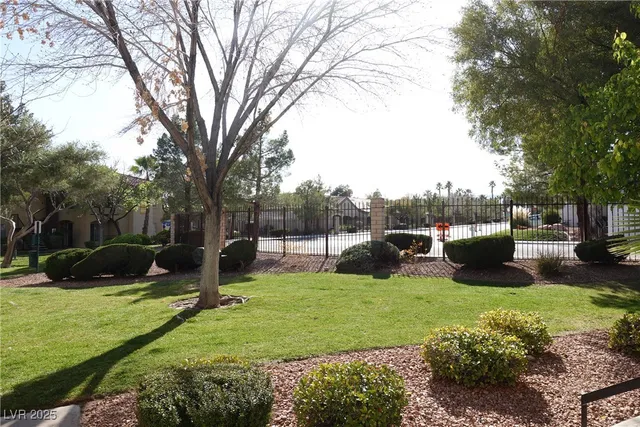 $1,300 | 7885 West Flamingo Road, Unit 1024, Las Vegas, NV 89147