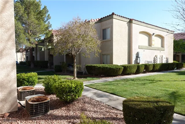 $1,300 | 7885 West Flamingo Road, Unit 1024, Las Vegas, NV 89147