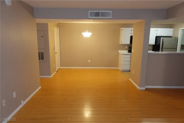 $1,300 | 7885 West Flamingo Road, Unit 1024, Las Vegas, NV 89147