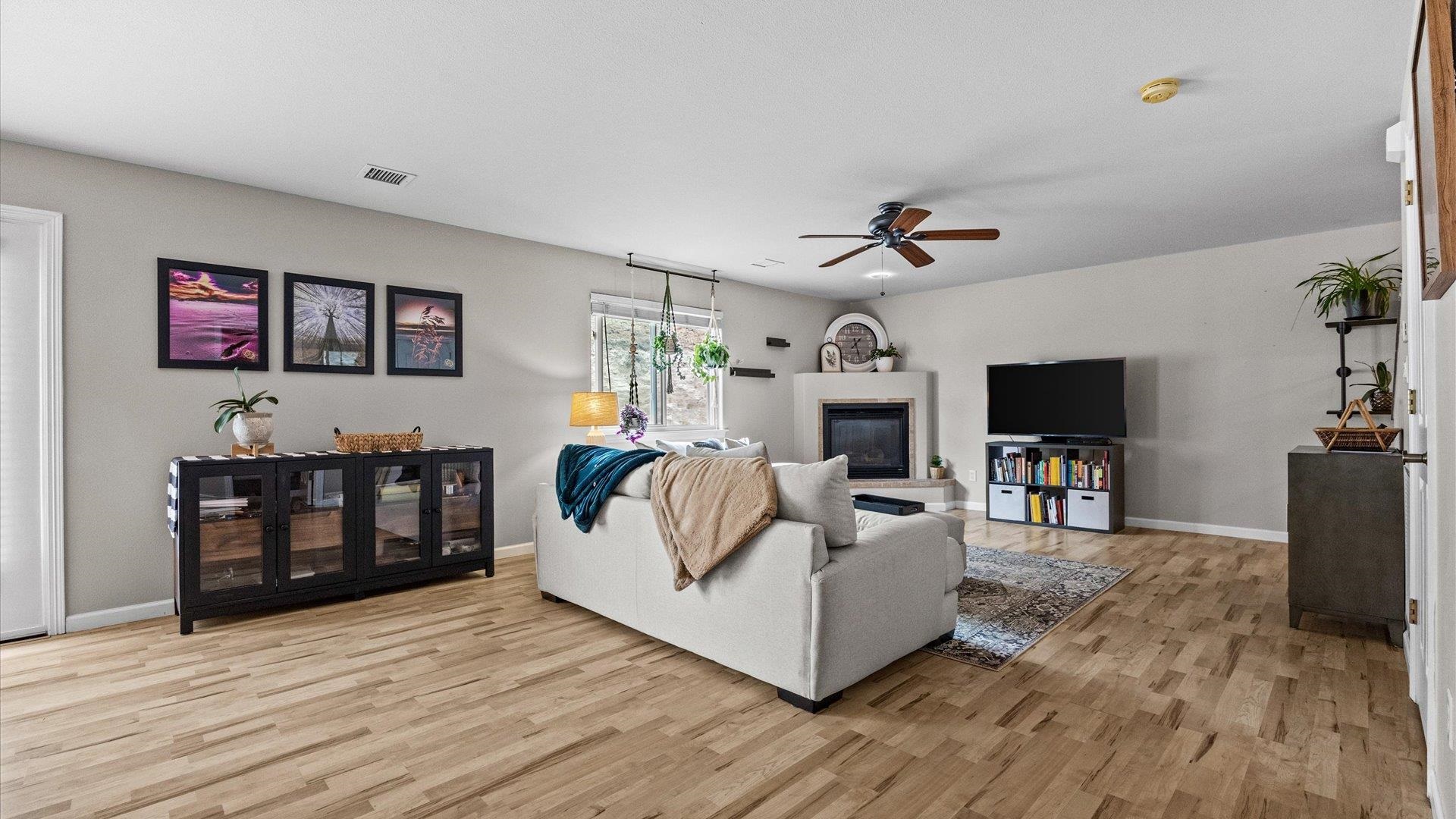 406 Ridges Boulevard, Unit F1 Grand Junction, CO 81507 - Photo 7 of 33