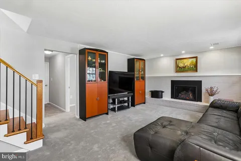 $725,000 | 22 Cullinan Drive, Gaithersburg, MD 20878