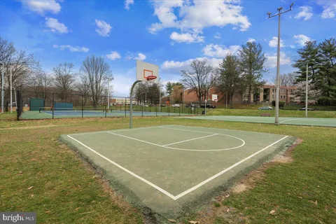 $725,000 | 22 Cullinan Drive, Gaithersburg, MD 20878