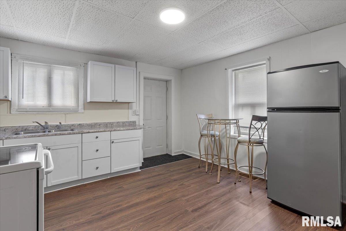 1235 North 8th Street Springfield, IL 62702 - Photo 9 of 19