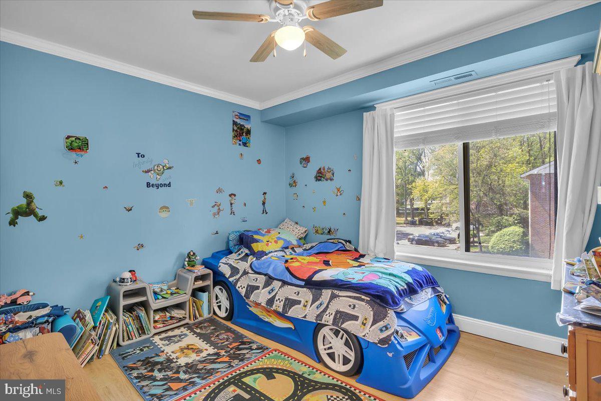 117 Echelon Road Voorhees, NJ 08043 - Photo 12 of 21 a bedroom with furniture and a window