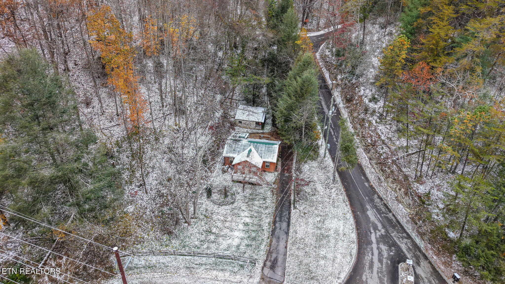 1321 Wears Valley Road Townsend, TN 37882 - Photo 22 of 24 14-web-or-mls-DJI_20251110110203_0440_D