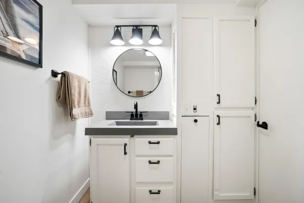 $319,900 | 8179 Forest Hills Circle, Franklin, WI 53132