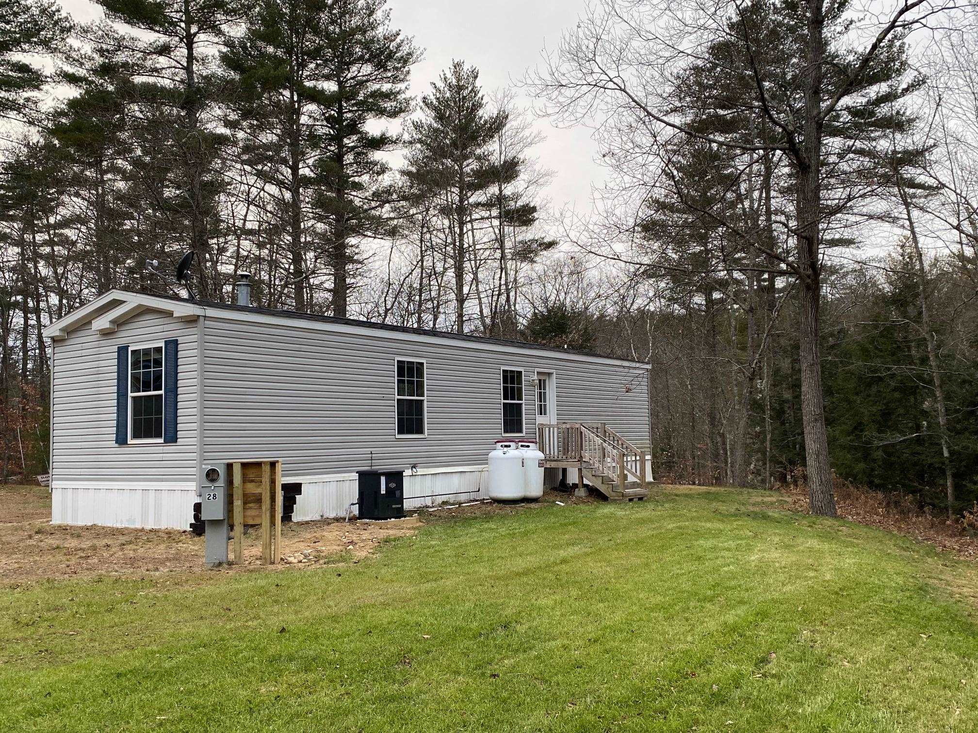 28 Roberts Road Barrington, NH 03825 - Photo 2 of 21 Gallery Image 2