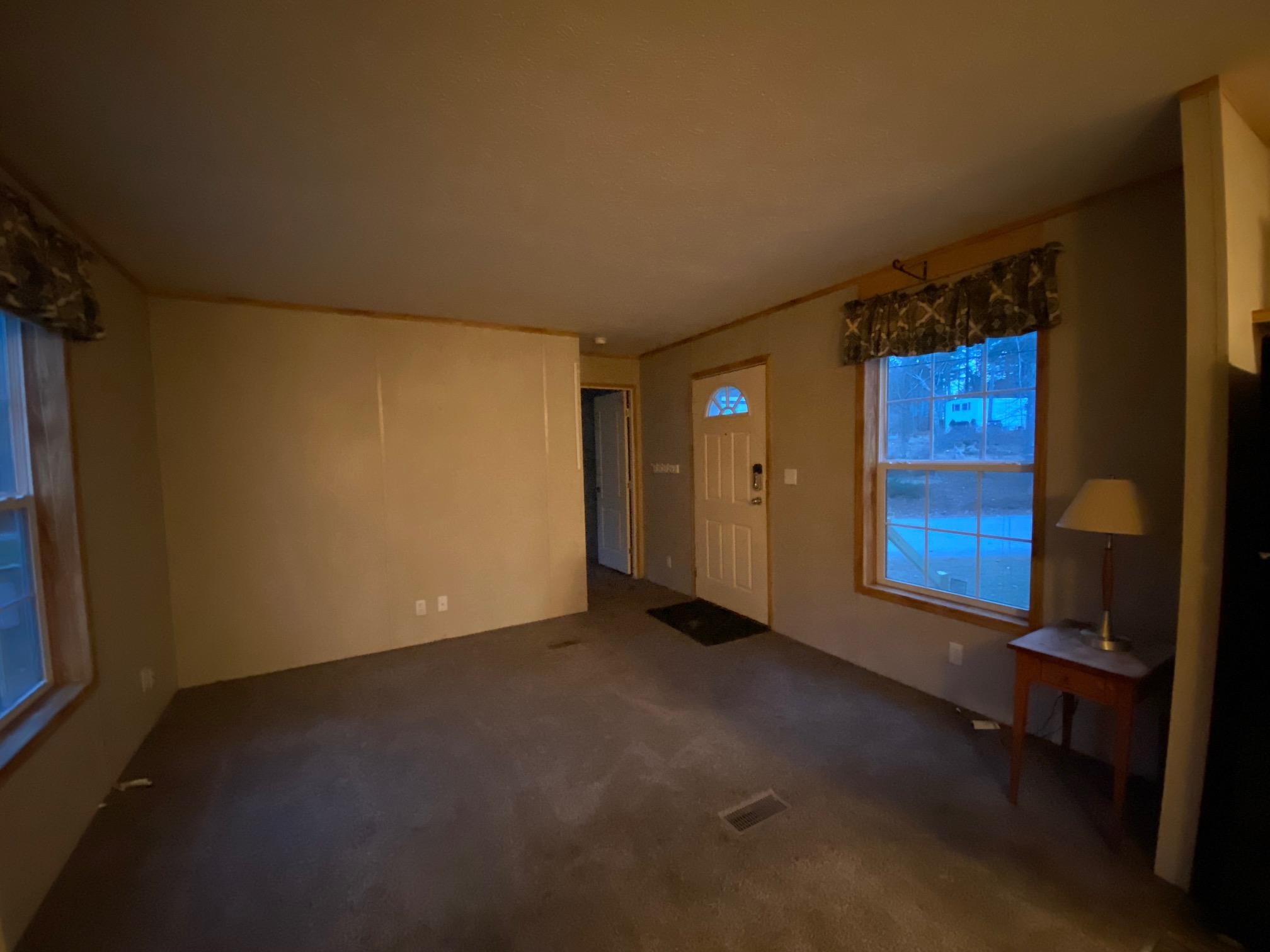 28 Roberts Road Barrington, NH 03825 - Photo 4 of 21 Gallery Image 4