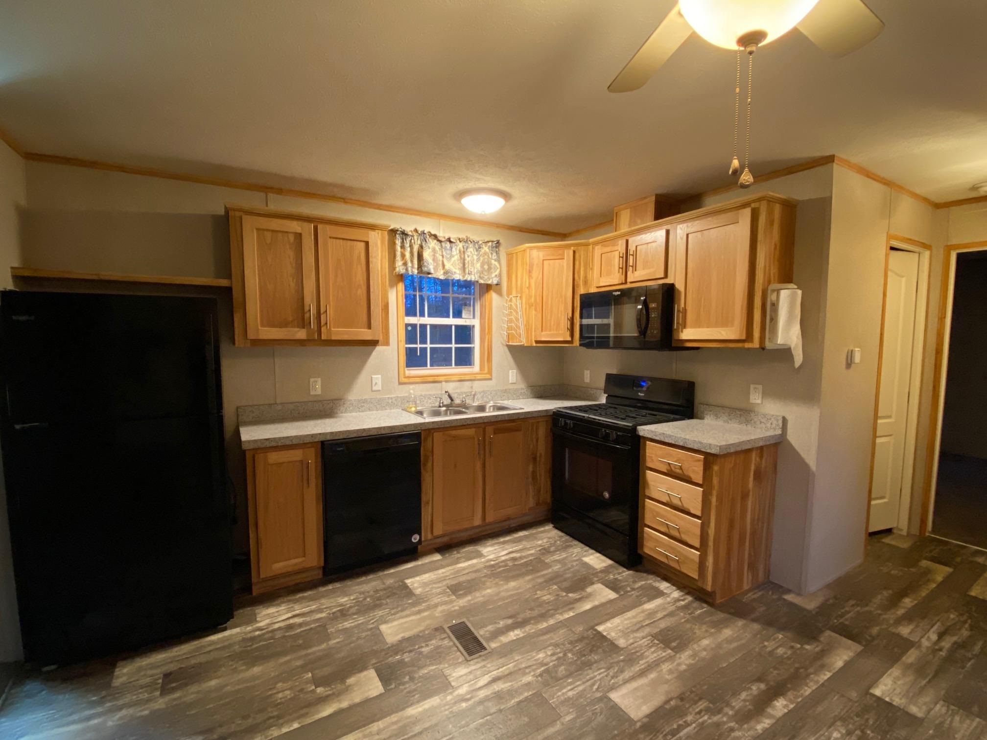 28 Roberts Road Barrington, NH 03825 - Photo 7 of 21 Gallery Image 7