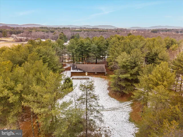 $1,600,000 | 43301 Spinks Ferry Road, Leesburg, VA 20176